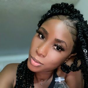 Meet your Posher, Mariam